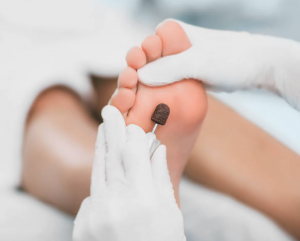 Screenshot_2021-03-24 8,417 Toenail Polish Stock Photos, Pictures Royalty-Free Images - iStock(1)